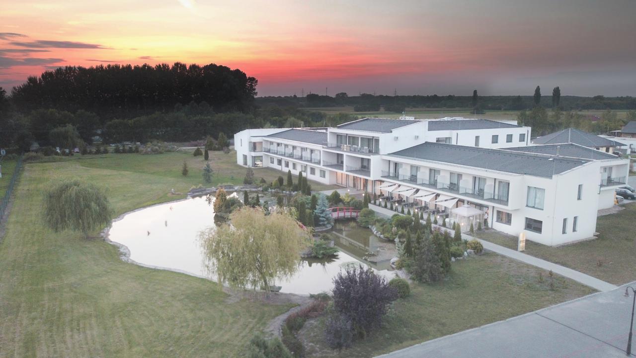 Garden Hotel Medical & Spa 德布勒森 外观 照片